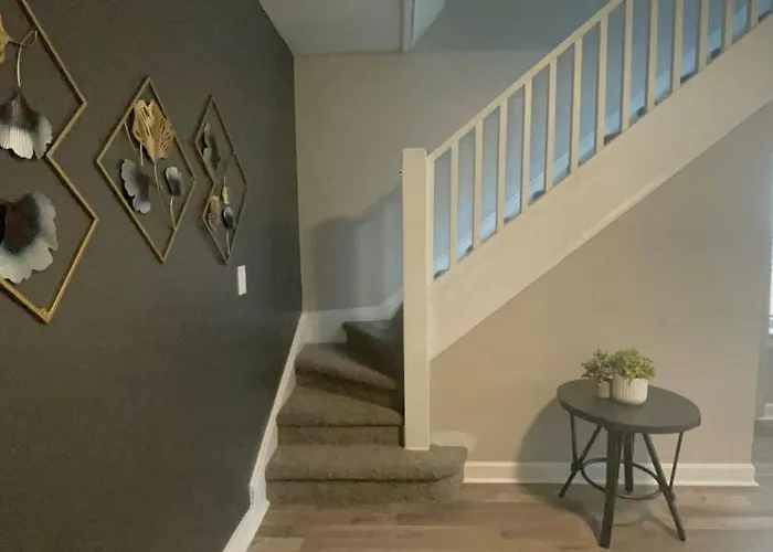 Cozy Portsmouth Retreat 2Br 1Ba